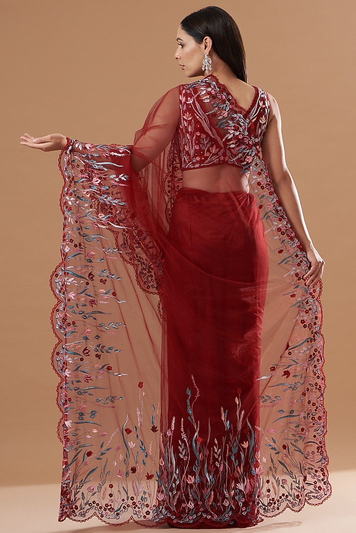 Red Tulle Resham Embroidered Wedding Saree Set by Vivek Patel at Pernia's Pop Up Shop
