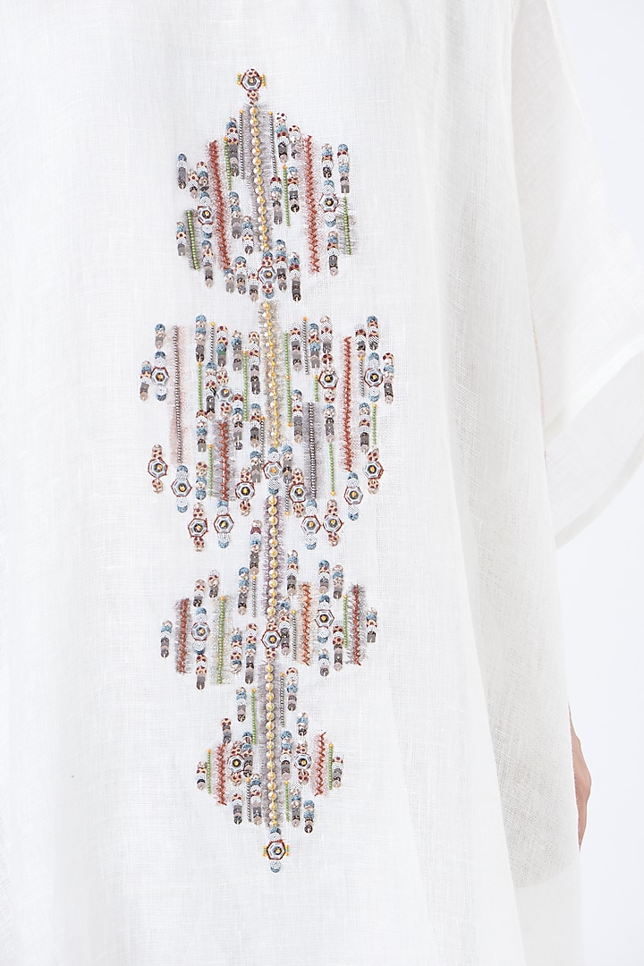 White Linen Kaftan by Vivir at Pernia's Pop Up Shop