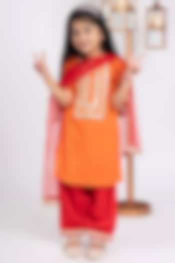 Orange Cotton Embellished Kurta Set For Girls by ViYa at Pernia's Pop Up Shop