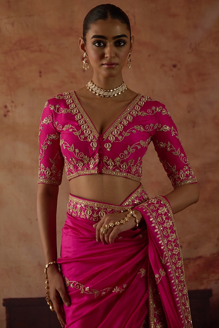Pink Pure Silk Zardosi Embroidered Reception Saree Set by Vinita Bhansali at Pernia's Pop Up Shop