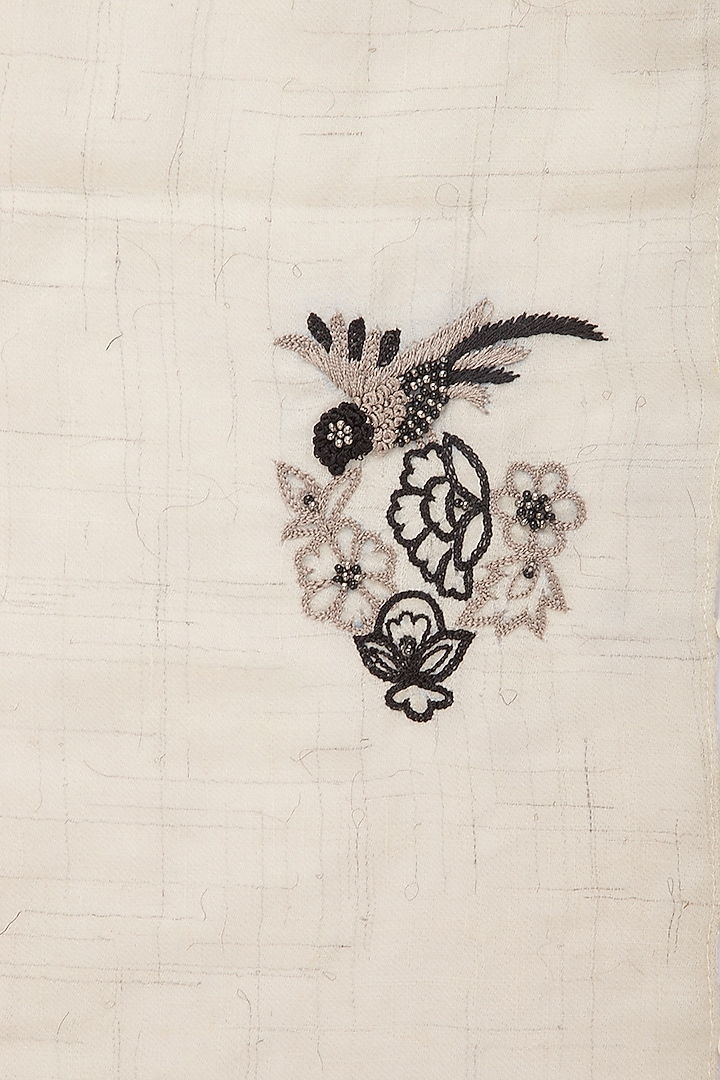 White embroidered hand woven stole by Vilasa at Pernia's Pop Up Shop