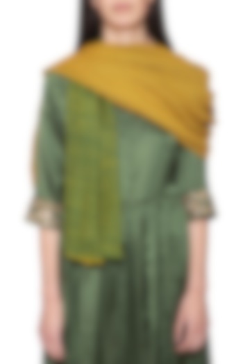 Ochre yellow and green reversible stole by Vilasa