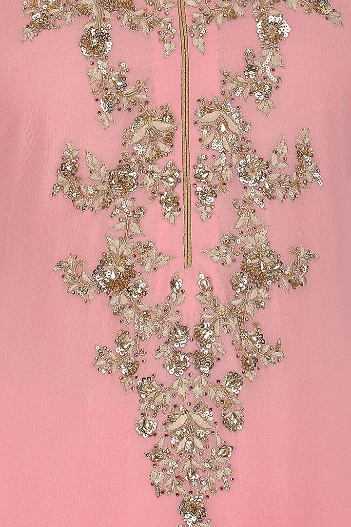 Pink floral embroidered kurta and pants set available only at Pernia's Pop Up Shop.