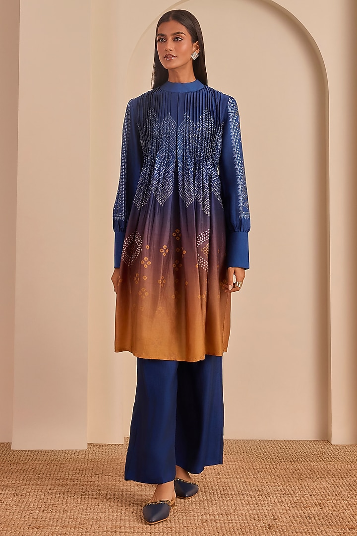 Blue & Ochre Vasansi Silk Bandhani Printed Kurta Set by Vasansi Jaipur at Pernia's Pop Up Shop