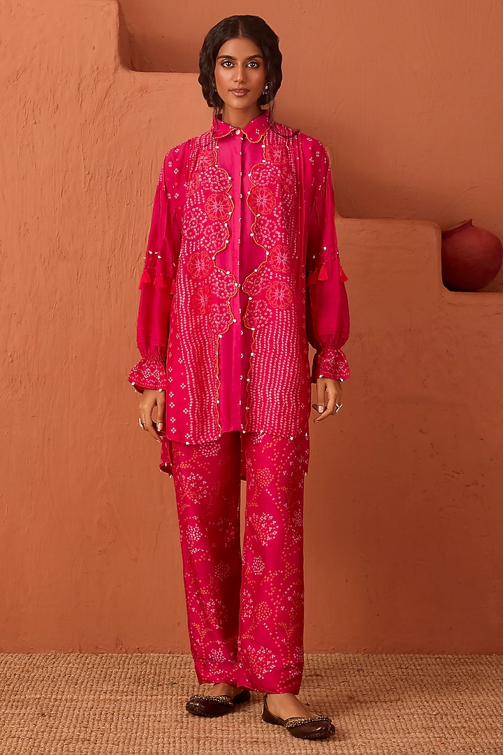 Pink Vasansi Silk Bandhani Printed Kurta Set by Vasansi Jaipur at Pernia's Pop Up Shop