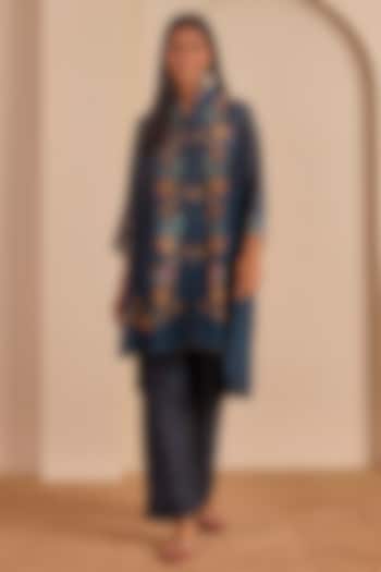 Metallic Blue Vasansi Silk Printed Kurta Set by Vasansi Jaipur at Pernia's Pop Up Shop