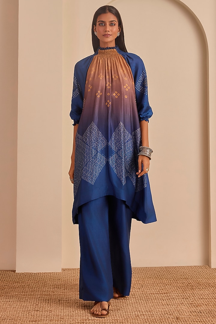 Blue & Ochre Vasansi Silk Bandhani Printed Kurta Set by Vasansi Jaipur at Pernia's Pop Up Shop