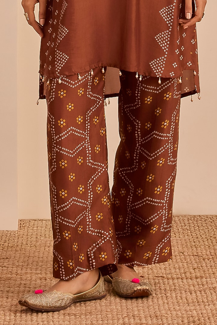 Seal Brown Vasansi Silk Bandhani Printed Kurta Set by Vasansi Jaipur at Pernia's Pop Up Shop
