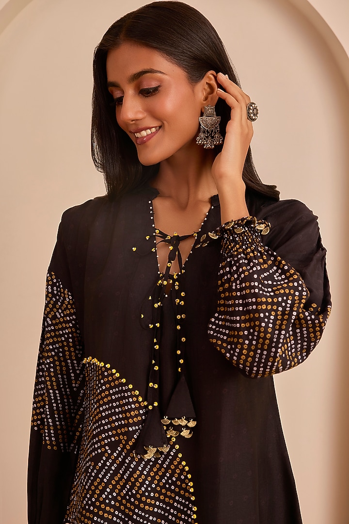 Black Vasansi Silk Printed Co-Ord Set by Vasansi Jaipur at Pernia's Pop Up Shop