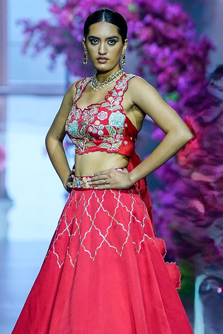 Red Linen Satin Hand & Machine Embroidered Bridal Lehenga Set by VikaByArvindAmpula at Pernia's Pop Up Shop