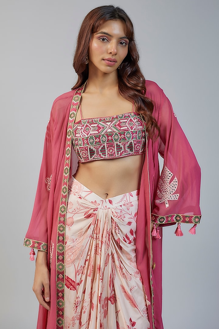 Coral Georgette Geometric Motifs Embroidered Cape Set by Vikram Phadnis at Pernia's Pop Up Shop