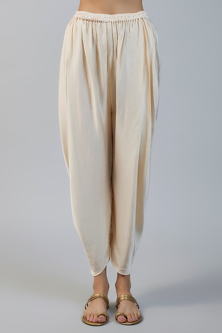 Ivory Silk Resham Embroidered Strappy Kurta Set by Vikram Phadnis at Pernia's Pop Up Shop