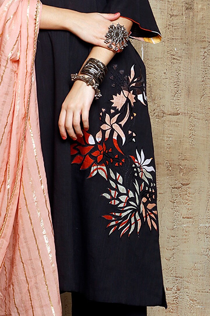 Dark Grey Applique Embroidered Kurta Set by Vikram Phadnis at Pernia's Pop Up Shop
