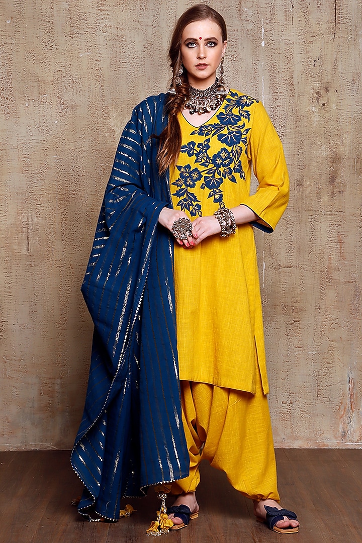 Mustard Applique Embroidered Kurta Set by Vikram Phadnis at Pernia's Pop Up Shop
