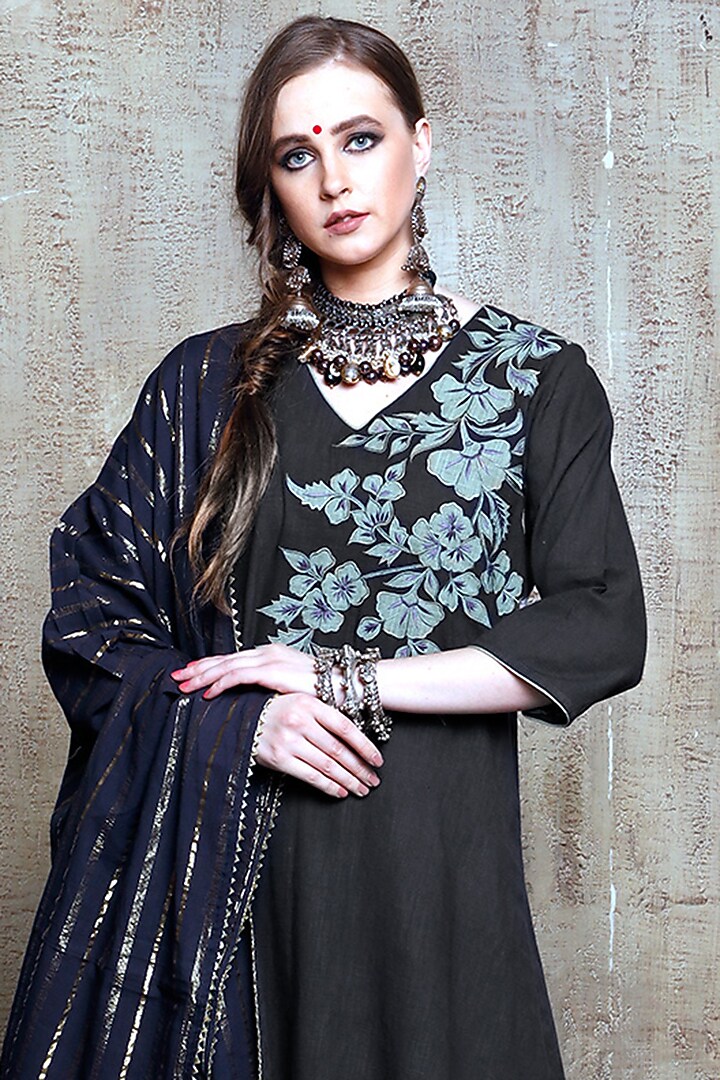 Dark Grey Embroidered Kurta Set by Vikram Phadnis at Pernia's Pop Up Shop