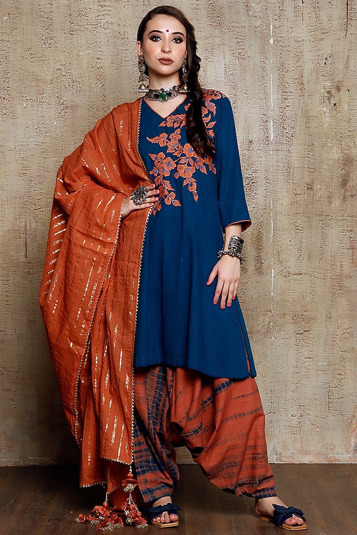 Midnight Blue Embroidered Kurta Set by Vikram Phadnis at Pernia's Pop Up Shop