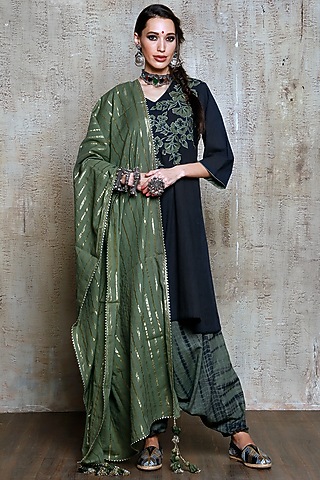 Dark Grey Applique Embroidered Kurta Set by Vikram Phadnis