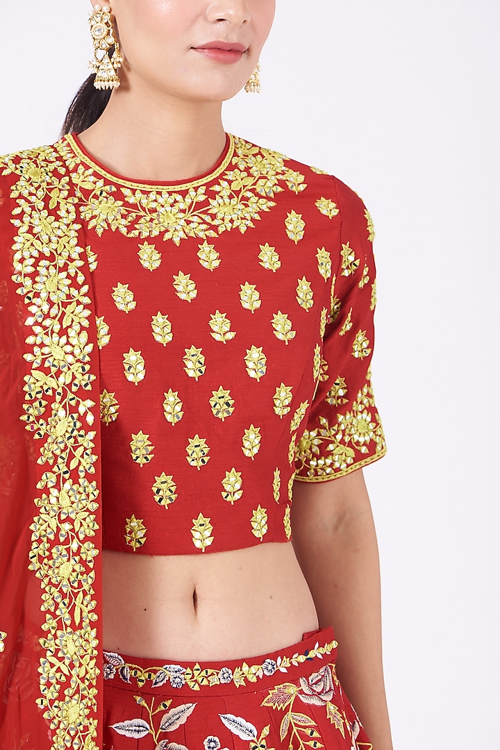 Red Bridal Lehenga Set With Mirror Work by Vikram Phadnis at Pernia's Pop Up Shop