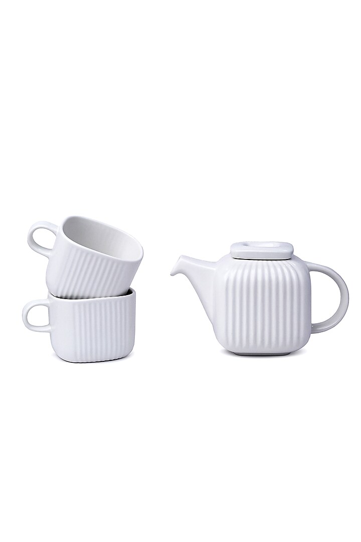 White Porcelain Tea-Pot With Cups (Set Of 3) by Vola at Pernia's Pop Up Shop