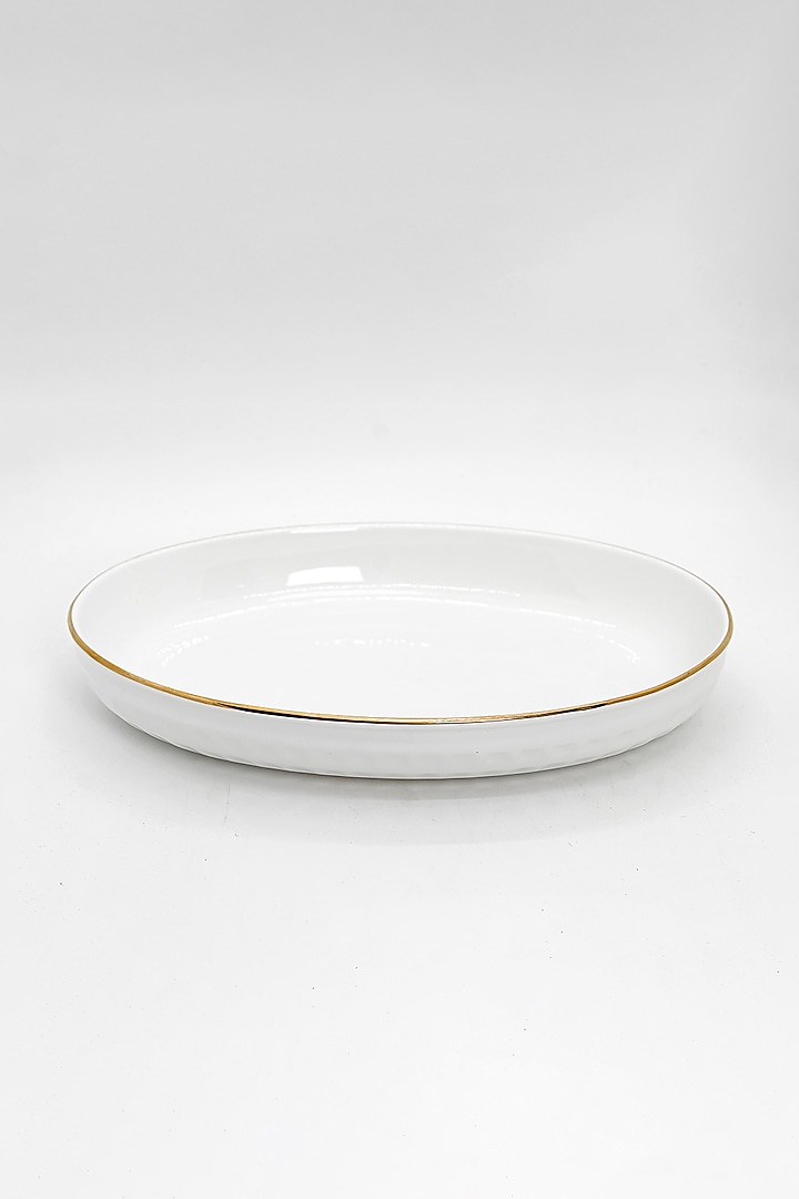 White Porcelain Platter Set by Vola at Pernia's Pop Up Shop
