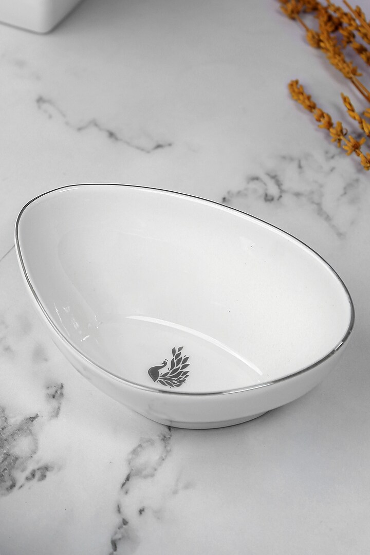 White Porcelain Triangle Mini Bowl Set by Vola at Pernia's Pop Up Shop