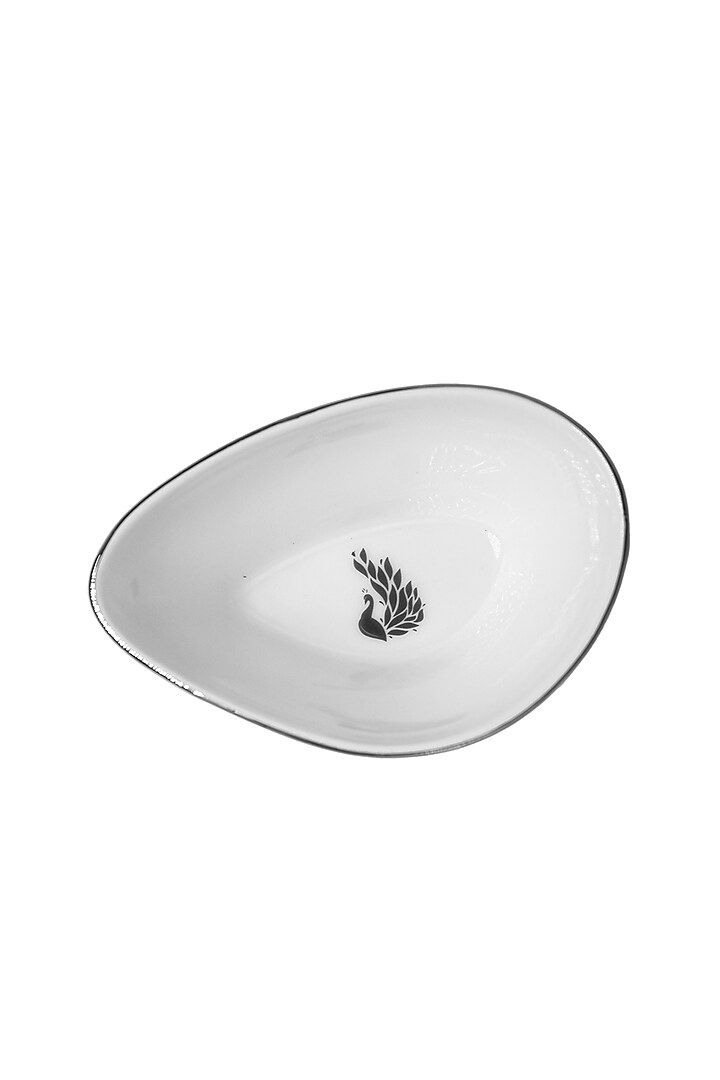 White Porcelain Triangle Mini Bowl Set by Vola at Pernia's Pop Up Shop