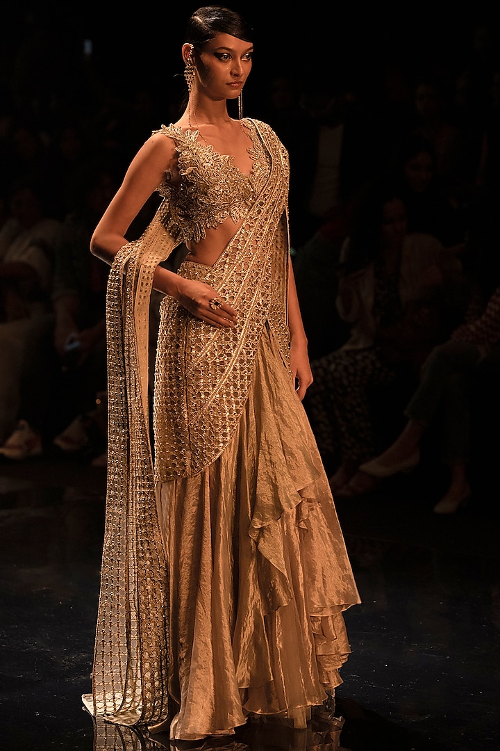 Beige Gold Organza Embroidered Pre-Stitched Bridal Saree Set by Varun Nidhika at Pernia's Pop Up Shop
