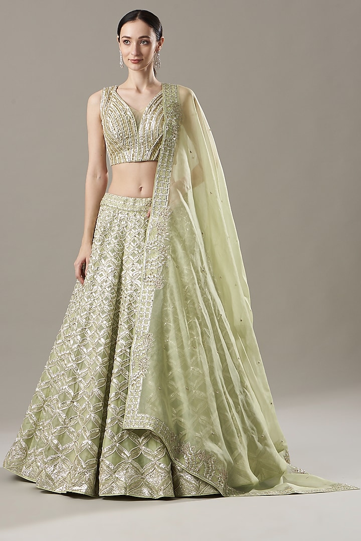 Soft Lime Embroidered Mughal Jharokha Lehenga Set by Varun Nidhika