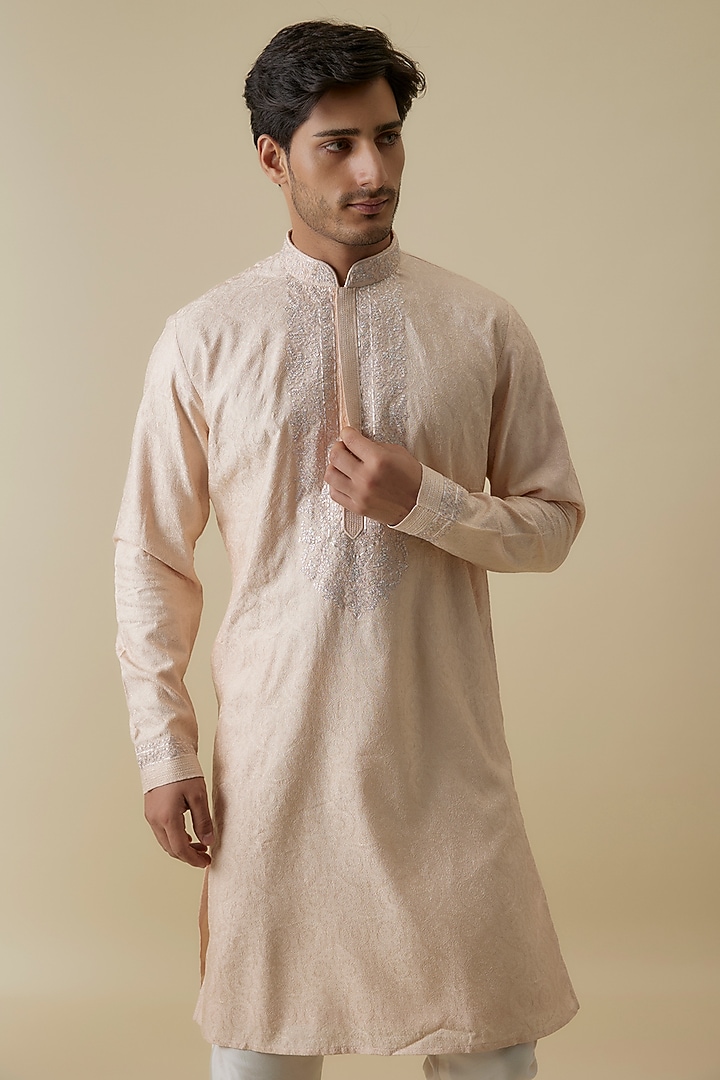 Blush Soft Silk Embroidered Kurta Set by Vanshik at Pernia's Pop Up Shop