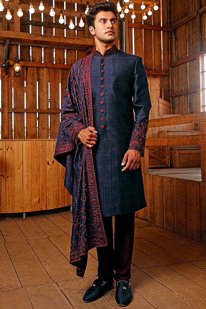 Navy Blue Kashmiri Embroidered Groom Sherwani Set by Vanshik at Pernia's Pop Up Shop