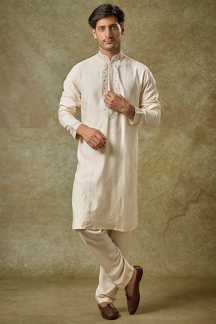 Pearl White Silk Pashmina Embroidered Kurta Set by Vanshik at Pernia's Pop Up Shop