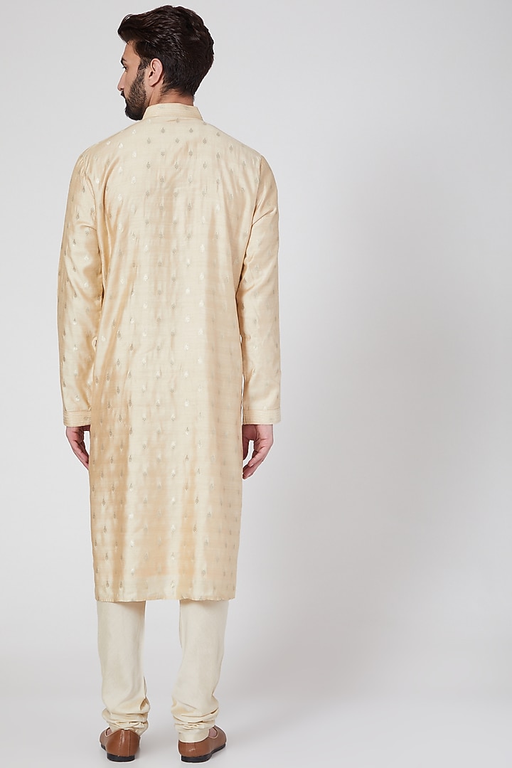 Gold Kurta Set With Butti Work by Vanshik at Pernia's Pop Up Shop