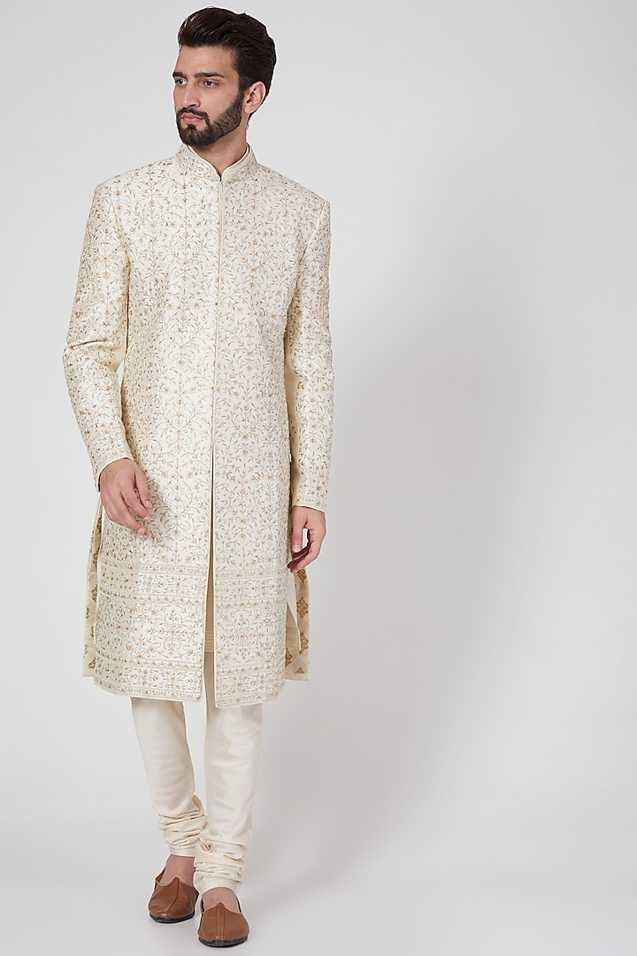 White Blended Silk Sherwani Set by Vanshik