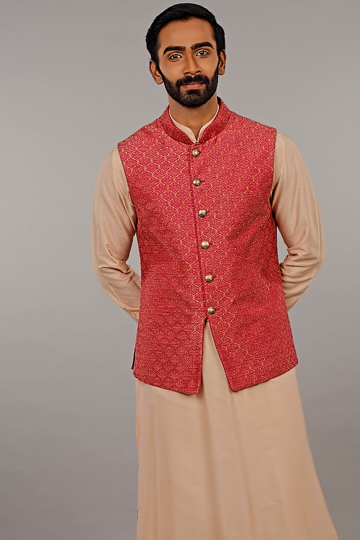 Magenta & Cream Kurta Set With Nehru Jacket by Vanshik at Pernia's Pop Up Shop