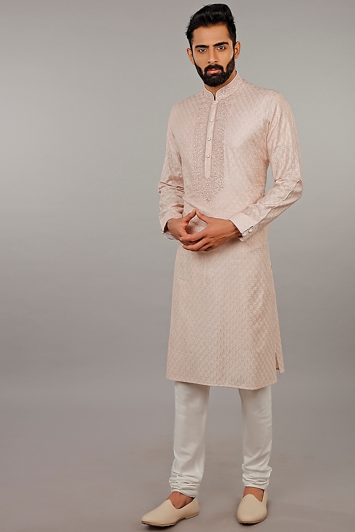 Peach Silk Embroidered Kurta Set by Vanshik at Pernia's Pop Up Shop