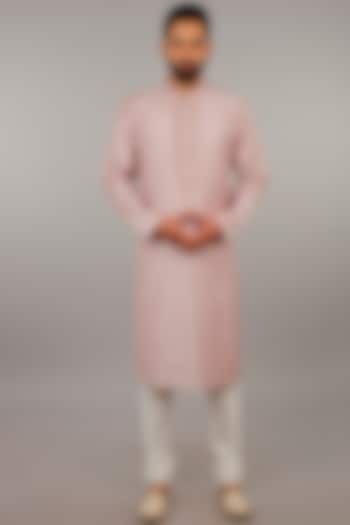 Pink Pure Silk Kurta Set by Vanshik at Pernia's Pop Up Shop
