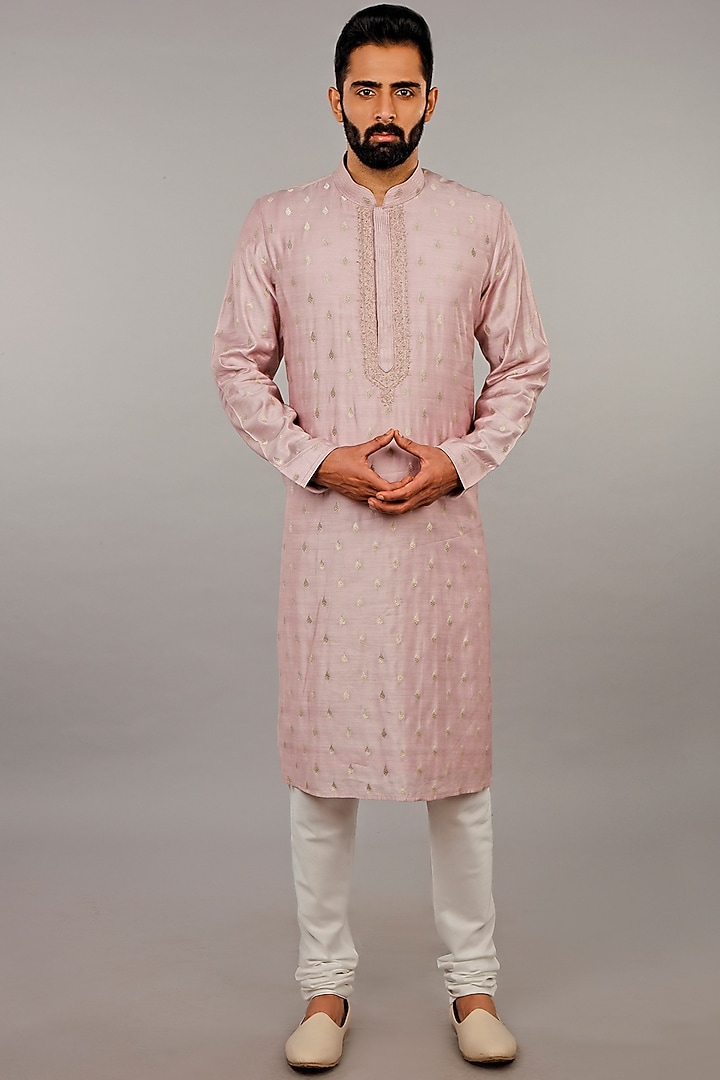 Pink Pure Silk Kurta Set by Vanshik at Pernia's Pop Up Shop
