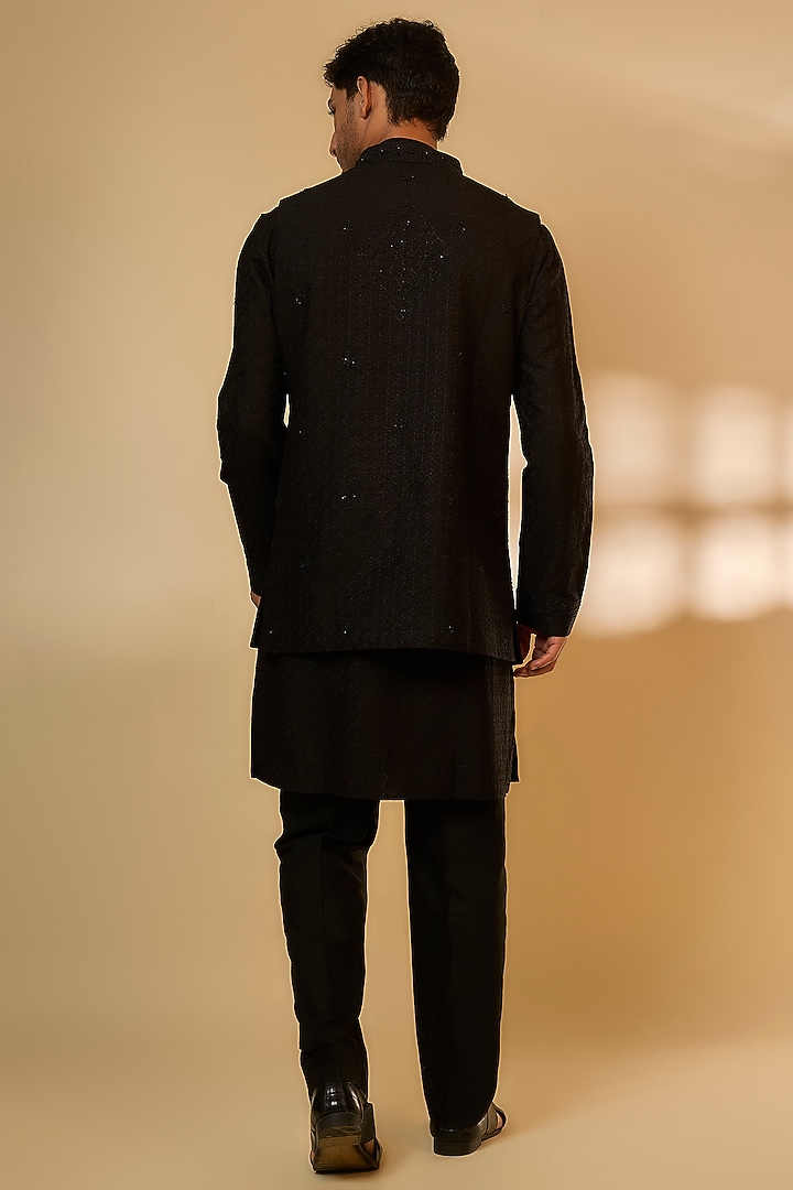 Black Silk Self Embroidered Bundi Set by Vanshik at Pernia's Pop Up Shop