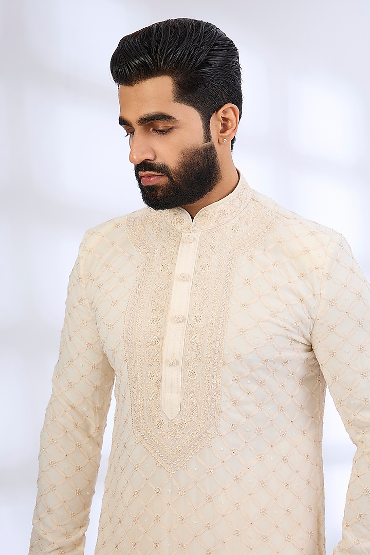 Pearl-Colored Silk Kurta Set by Vanshik at Pernia's Pop Up Shop