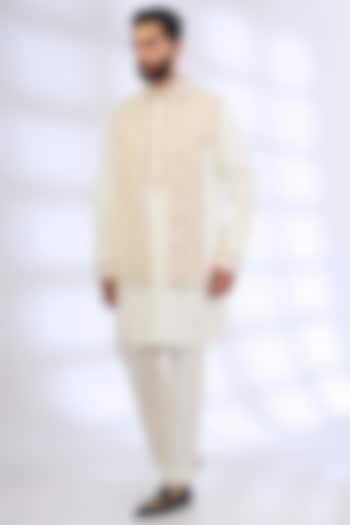 Pearl-Colored Silk Bundi Jacket Set by Vanshik at Pernia's Pop Up Shop