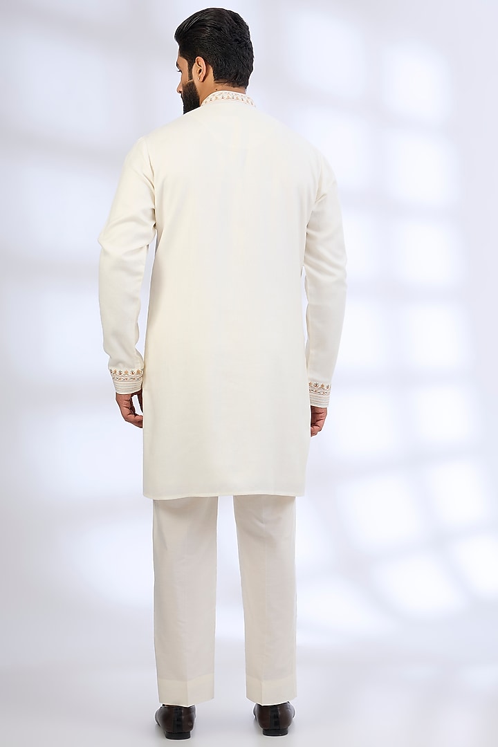 Pearl-Colored Silk Bundi Jacket Set by Vanshik at Pernia's Pop Up Shop