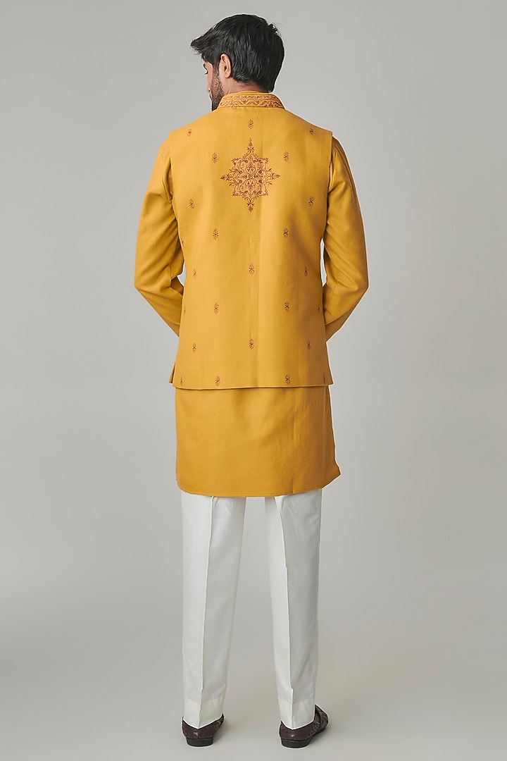 Mustard Silk Bundi Jacket Set by Vanshik at Pernia's Pop Up Shop