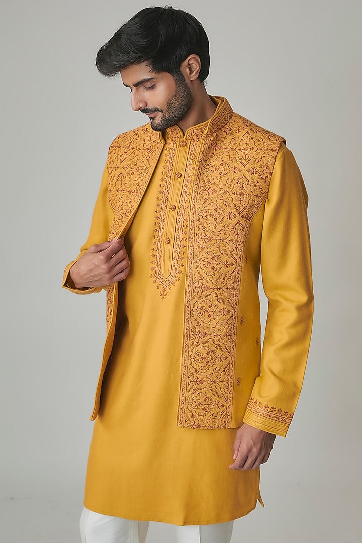 Mustard Silk Bundi Jacket Set by Vanshik at Pernia's Pop Up Shop