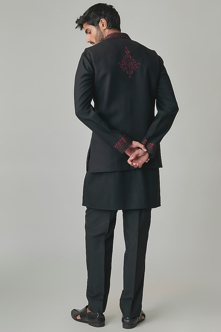 Black Silk Bundi Jacket Set by Vanshik at Pernia's Pop Up Shop