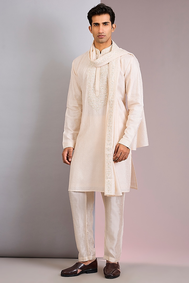 Ivory Chanderi Silk Kashmiri Embroidered Kurta Set by Vanshik at Pernia's Pop Up Shop