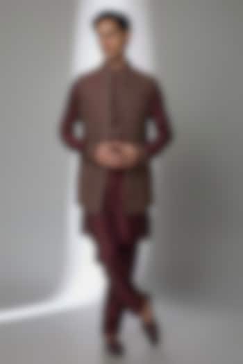 Maroon Silk Bundi Jacket Set by Vanshik at Pernia's Pop Up Shop