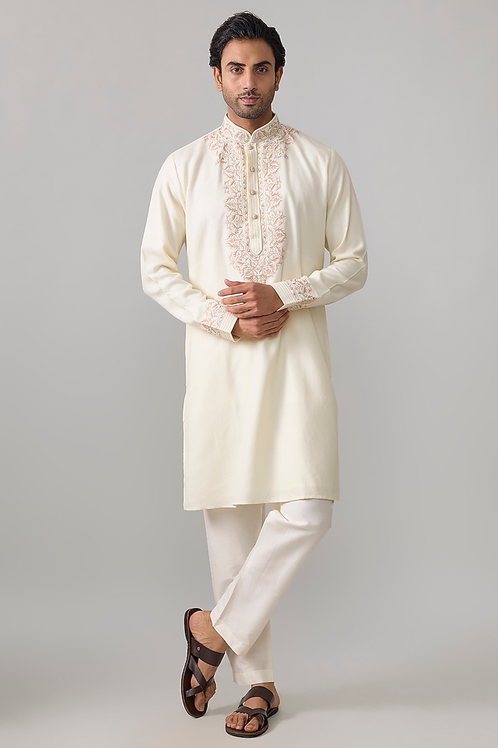 Pearl-Colored Silk Kurta Set by Vanshik at Pernia's Pop Up Shop