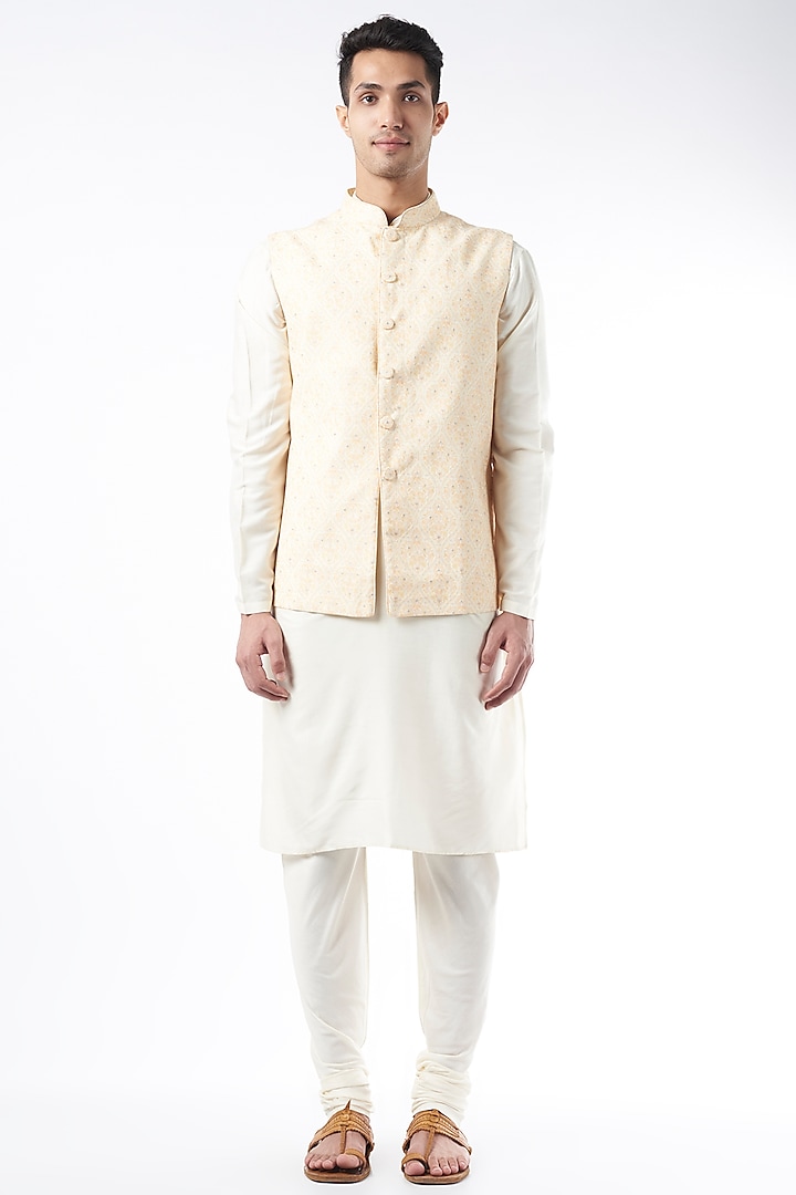 White Kurta Set With Silk Bundi Jacket by Vanshik