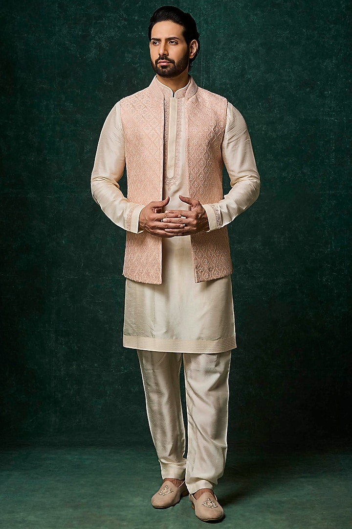 Pink Silk Embroidered Bundi Jacket Set by Vanshik