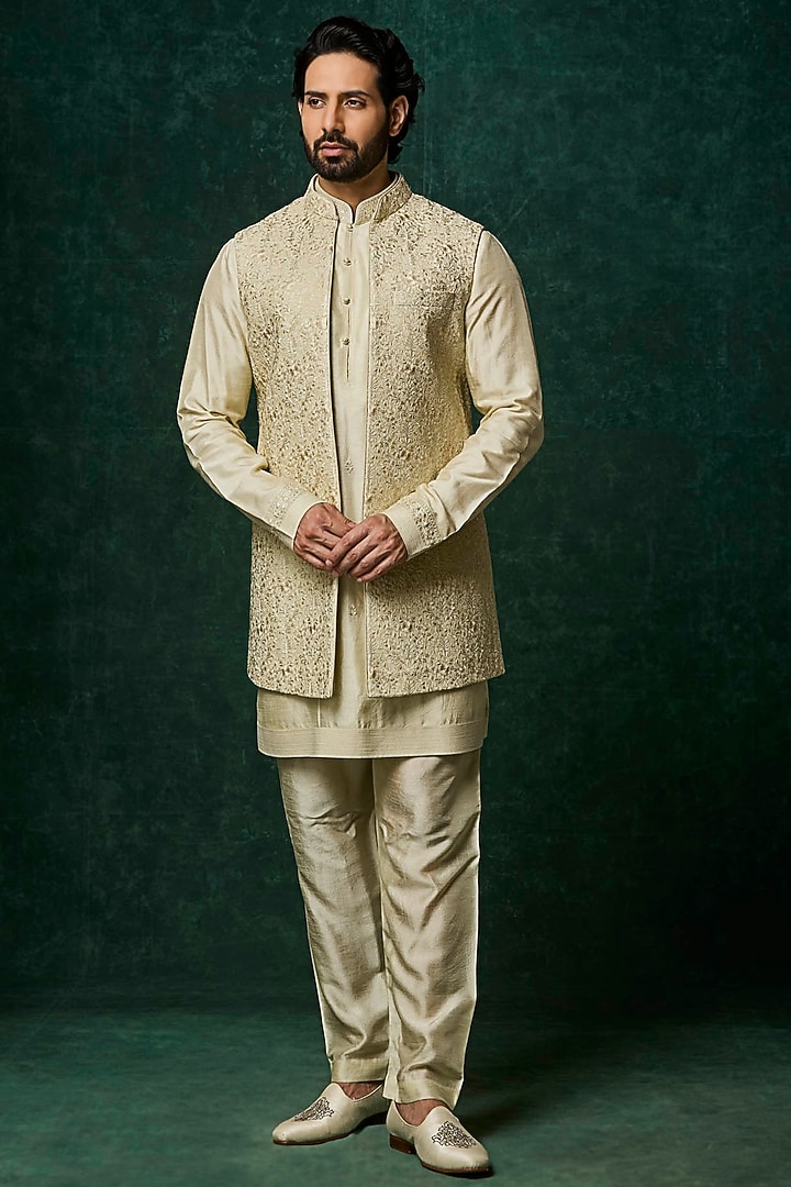 Mint Silk Embroidered Bundi Jacket Set by Vanshik